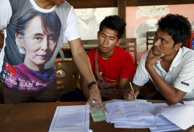 Myanmar trông chờ bầu cử dân chủ